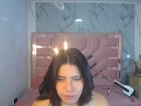 lucymiller_ch from StripChat is Freechat