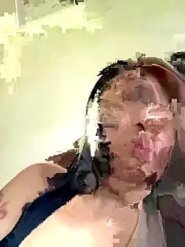 Luisa_Beatriz3 from StripChat is Freechat