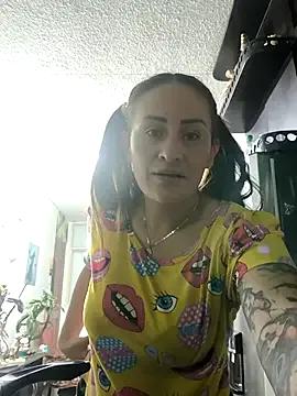 LuisaFernanda170823 from StripChat is Freechat