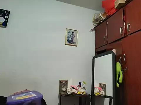 luisahot_9727 from StripChat is Freechat
