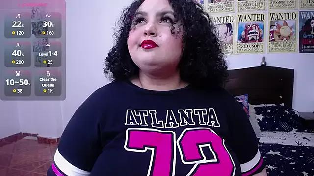 luisianacoxx from StripChat is Freechat