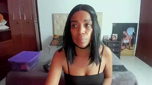 LUISSA_ from StripChat is Freechat