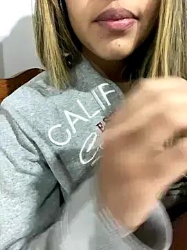 LuizaDiaz from StripChat