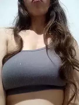 lulibella from StripChat is Freechat