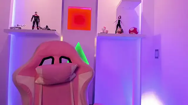 Lullaby_Charade on StripChat 