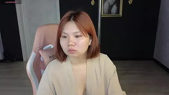 Try our streaming cams variety and talk on a personal level with our adorable girls streamers, showing off their bountiful shapes and dildos.