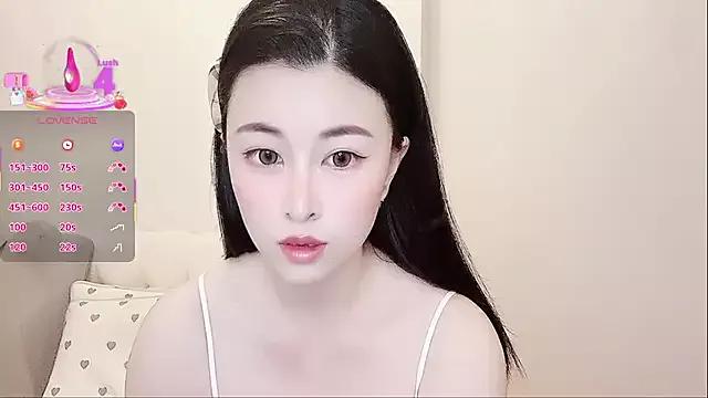 LuLu-Moon from StripChat