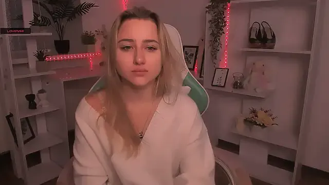 Lulu___Moon on StripChat 