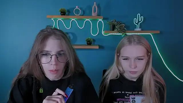 Lulu_fly_ from StripChat