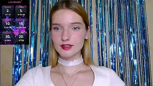 Lulu_solt from StripChat