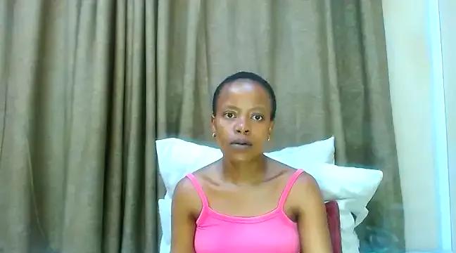 LuluAfricaa from StripChat