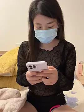 Lululu-sweet from StripChat