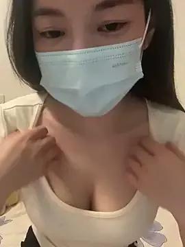 Lululu-sweet from StripChat