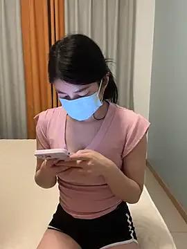 Lululu-sweet from StripChat