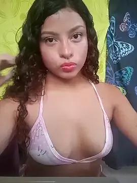 Lulupeach69 from StripChat