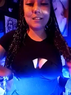Lulus_inthetown from StripChat