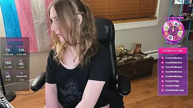 luluvaladon from StripChat