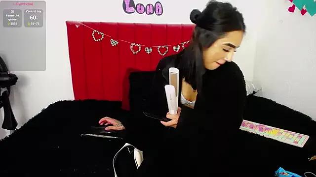 Try our streaming cams variety and talk on a personal level with our adorable girls streamers, showing off their bountiful shapes and dildos.