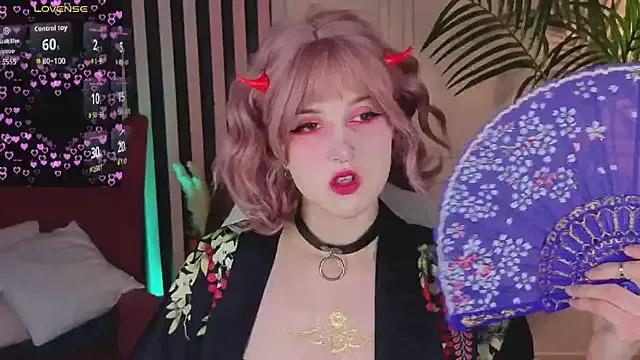 luna__light from StripChat is Freechat
