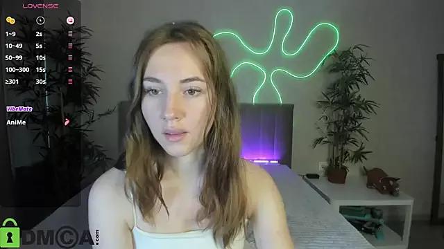 Luna_G0ld from StripChat is Group