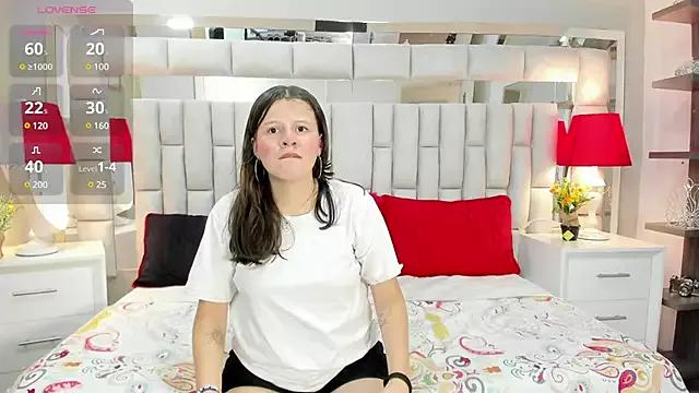 luna_hazel8 from StripChat is Freechat
