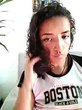 luna_love_xoxo from StripChat is Freechat