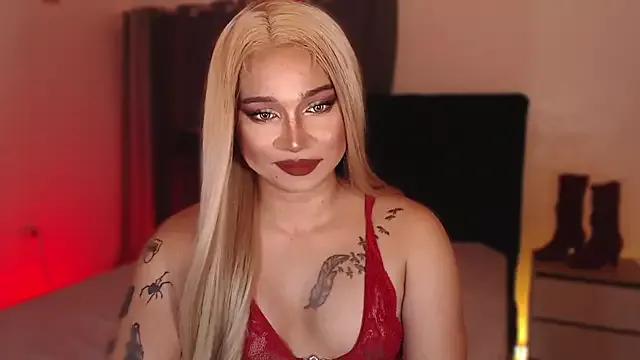 luna_millerx from StripChat is Freechat