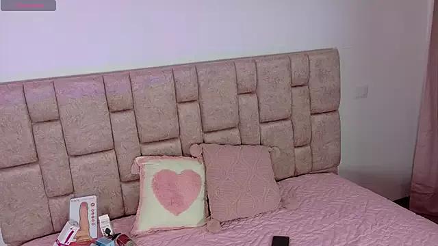 Luna_Ocampo from StripChat is Freechat