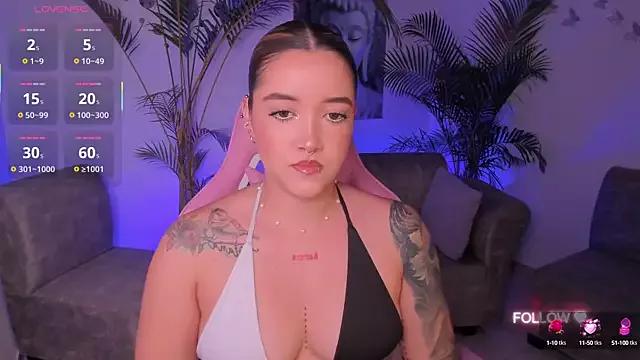 Try our streaming cams variety and talk on a personal level with our adorable girls streamers, showing off their bountiful shapes and dildos.