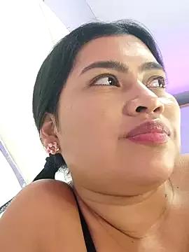 LunaaRosse from StripChat is Freechat