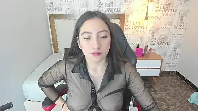 LUNACLARK2 from StripChat is Freechat