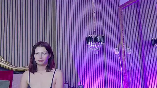 LunaHart from StripChat is Freechat