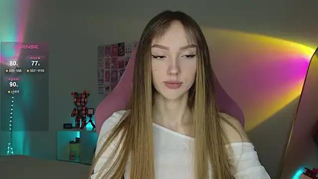 Lunainnk from StripChat is Freechat