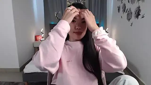 LunaPurrr from StripChat is Freechat