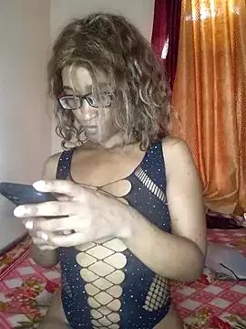 LunaRai from StripChat is Freechat