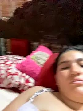 lunasexyhot18 from StripChat is Freechat