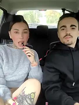 LunaXmilo from StripChat is Freechat