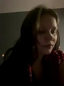 Lunliss from StripChat is Freechat