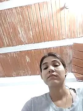 Lunna_desire from StripChat is Freechat