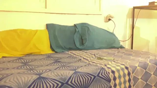 LupitaLove2002 from StripChat is Freechat