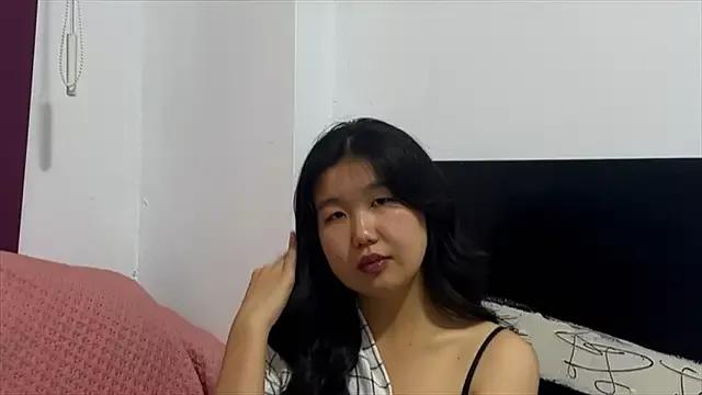 LushMoonlight from StripChat is Freechat