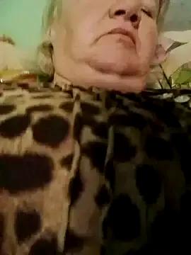 LusiyaGold5 from StripChat is Freechat