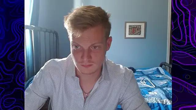 lustylyndon from StripChat is Freechat