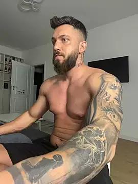LustyMike_ from StripChat is Freechat