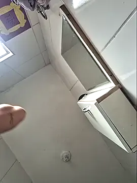 luuhcat09 on StripChat 