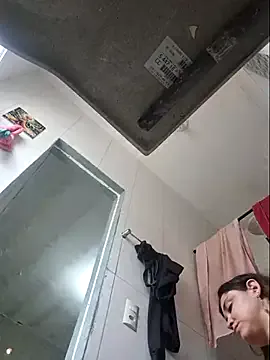 luuhcat09 on StripChat 