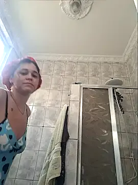 luuhcat09 on StripChat 