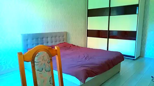 LuxeLoure from StripChat is Freechat