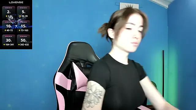 Luxuryalma from StripChat