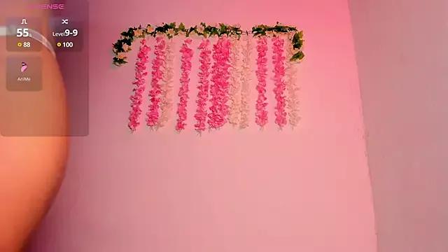 luxurykatty from StripChat
